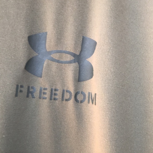 UA Tech T Sz LG (Sku 60) - Picture 6 of 7